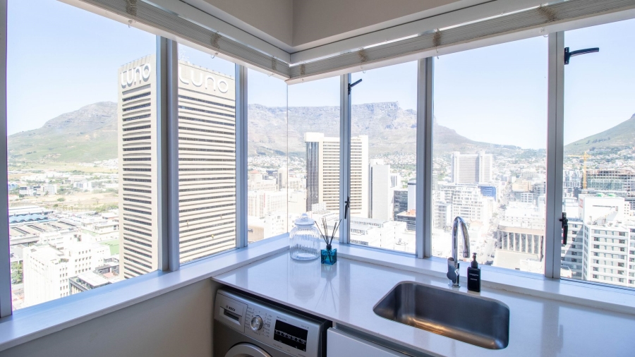 2 Bedroom Property for Sale in Cape Town City Centre Western Cape